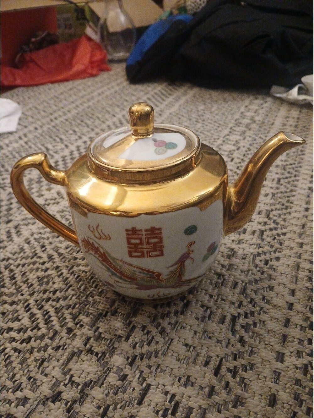 Vintage Chinese Teapot Porcelain Gold Dragon Phoenix Hand-Painted w/Lid Detailed